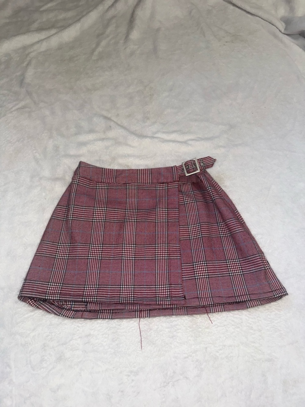 Brandy Melville John Galt Emerson red plaid skirt